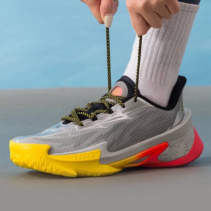Zapatos deportivos de entrenam - Men Shoes Under Armour reseña y precio