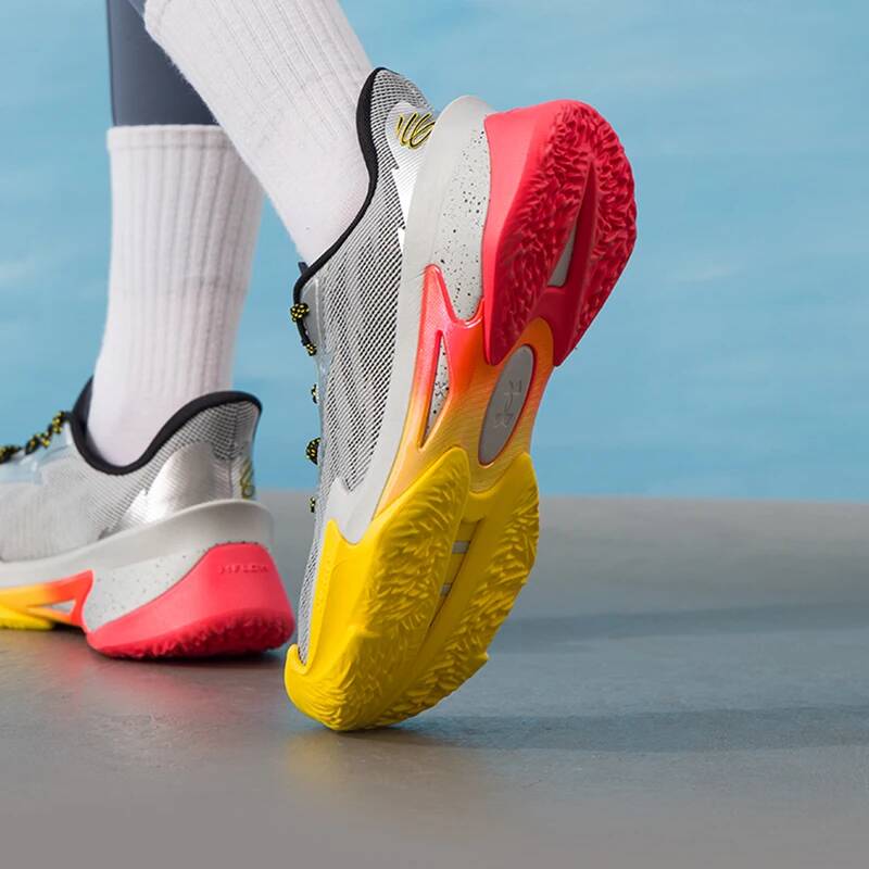 Zapatos deportivos de entrenam - Men Shoes Under Armour reseña y precio
